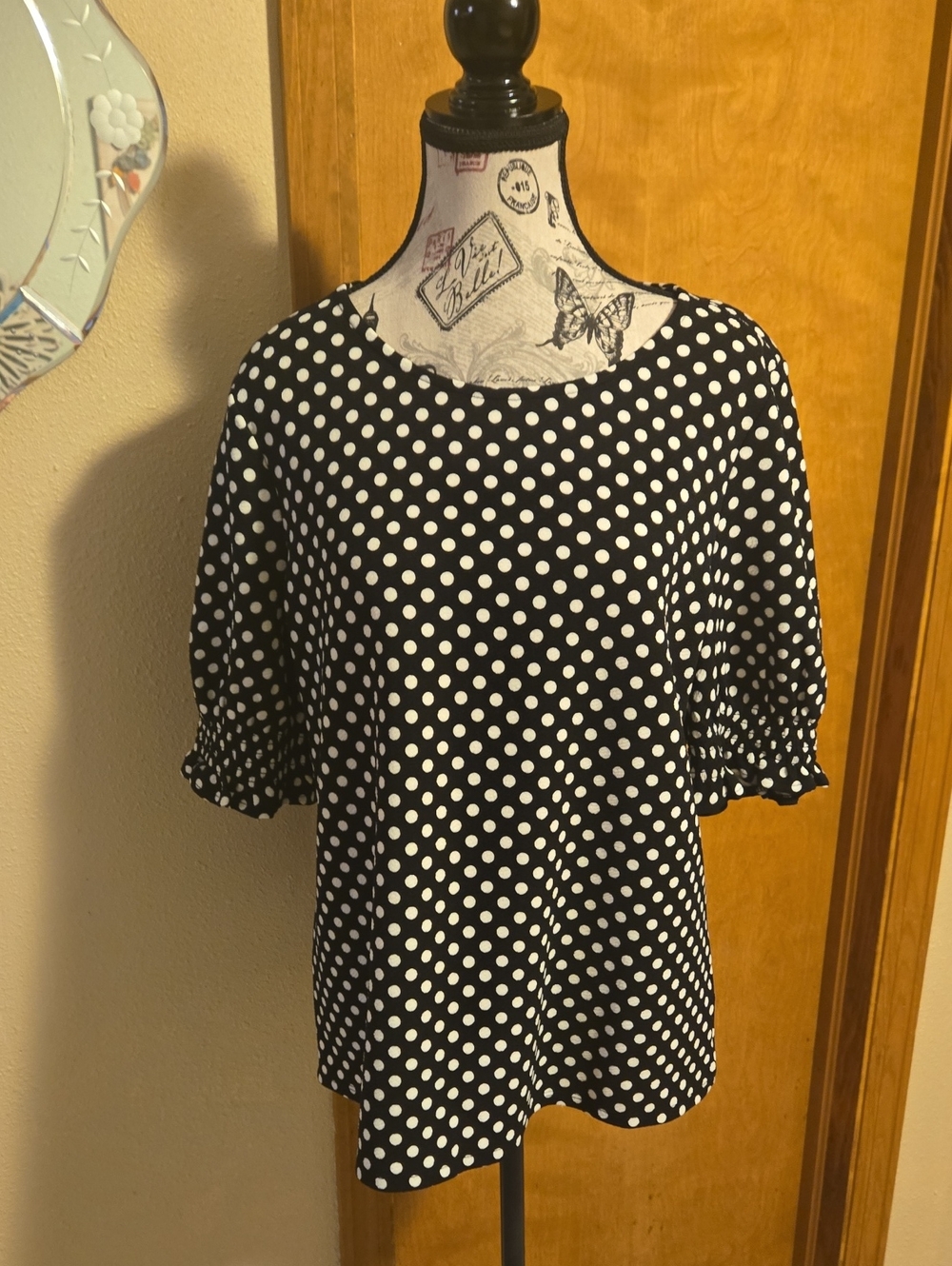 Adrianna Papell Black and White Polka Dot Ruffle-Sleeve Top